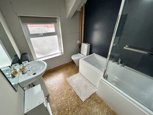 Photo 43- click for photo gallery